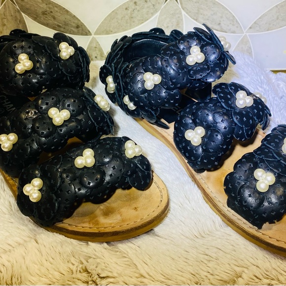 Chanel Black Leather Camellia Flower Flat Sandals - Picture 12 of 14